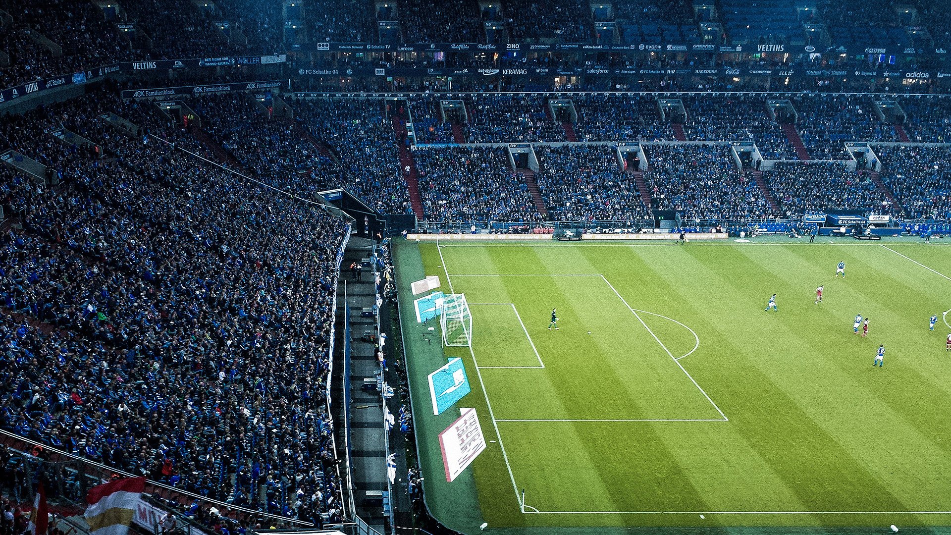 切尔西紧凑站位构建高密度防守线,切尔西的战术特点