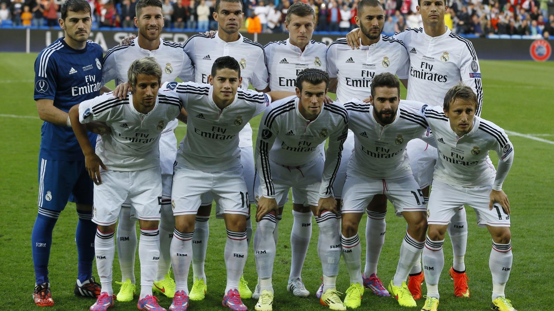 “尼古拉斯·桑特基的全能踢球技巧，成为阿根廷美洲狮队的战术基石”