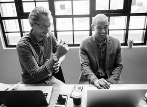 kaiyun.com-斯密斯：凭借敏锐的视野与速度，成为全黑队不可或缺的球员，斯密06